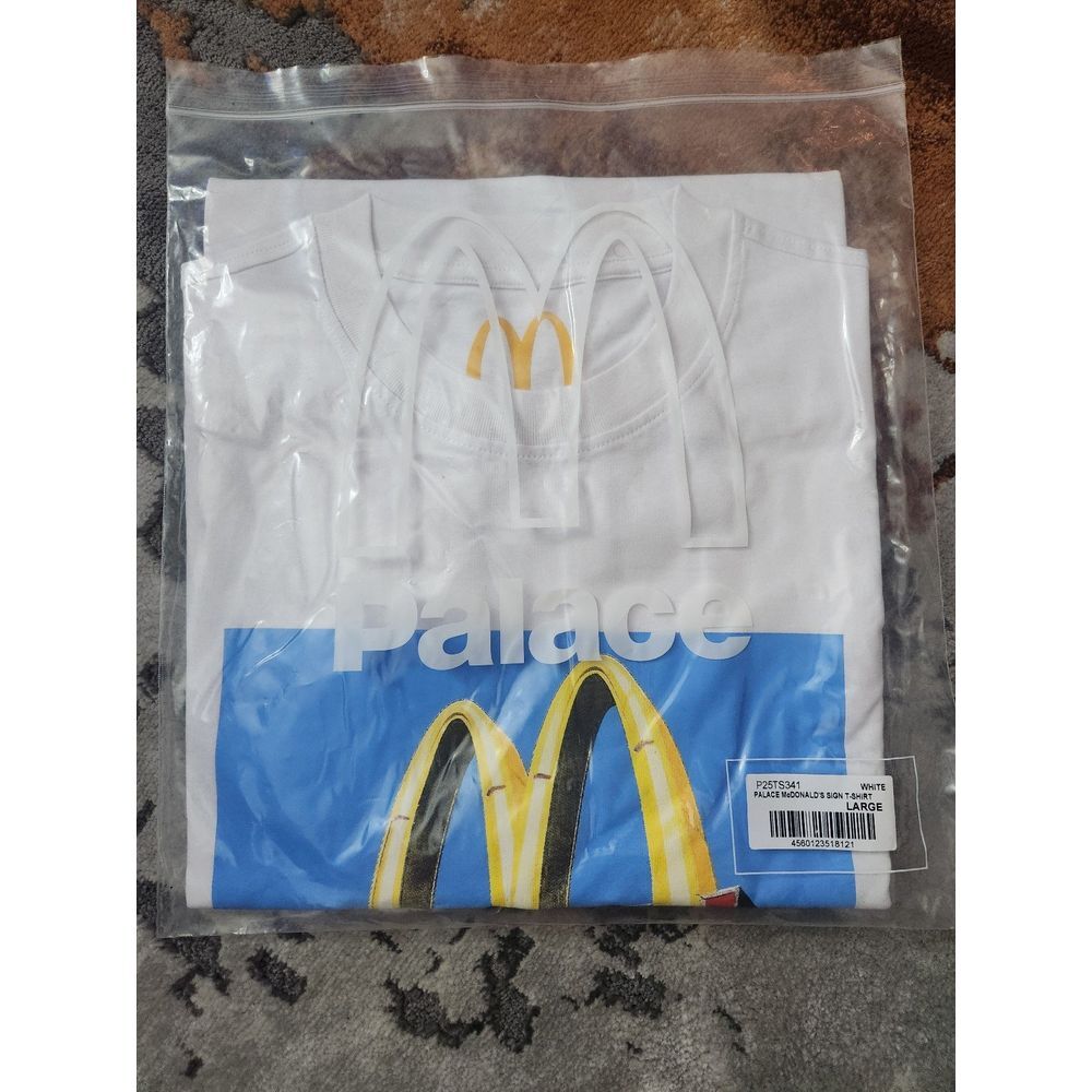 New Palace x McDonalds T‎ Shirt size Large